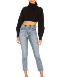 L'Academie Maven Crop In Black -Deals L'Academie Store LCDE WK106 V4