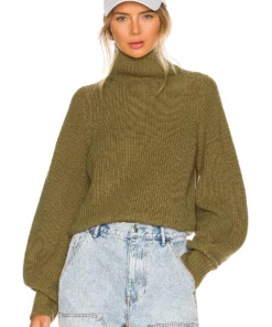 L'Academie Raylee Turtleneck Sweater In Dusky Green