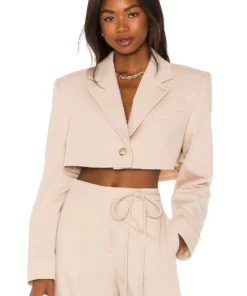 L'Academie Serafina Cropped Blazer In Beige