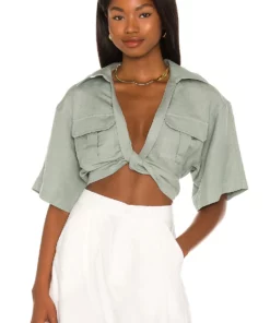 L'Academie The Chrisa Crop Blouse In Sage Green