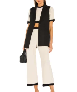 L'Academie Gina Crop Top In Beige & Black -Deals L'Academie Store LCDE WS761 V4